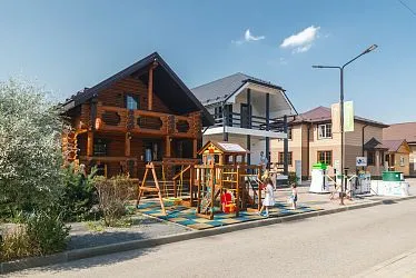 Фотографии выставки на Белой даче